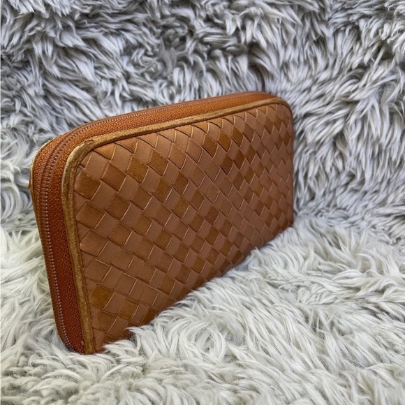 Bottega Veneta Intrecciato Zip Around Wallet Tan - Picture 7 of 7